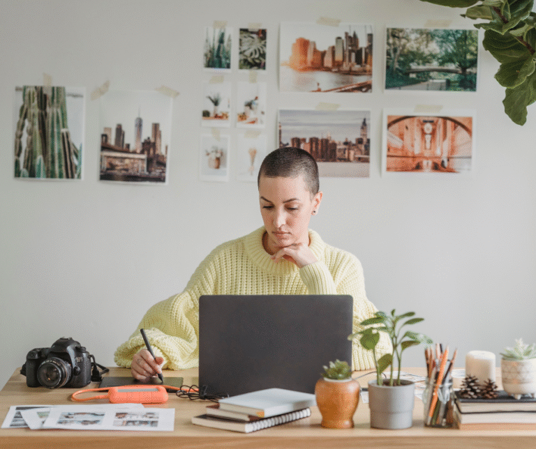 How Artists Can Monetize Their Expertise Through Skill-Sharing